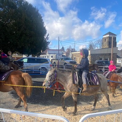 Pony rides for kids at Christmas in Spartansburg